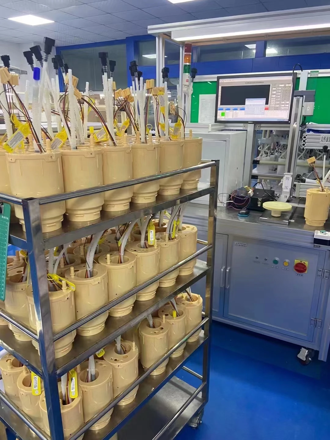 7L8919679 7L6919679D for 2007-2013 Porsche Cayenne/Volkswagen Touareg/Audi Q7 (auxiliary pump)