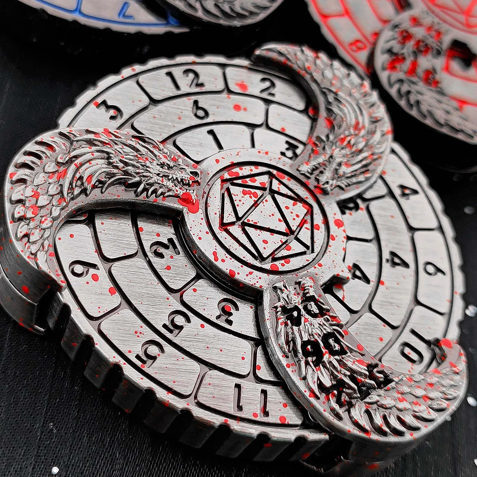 New Trend Fingertip Spinning Disc DND Player Metal Dice with Color Paper Box