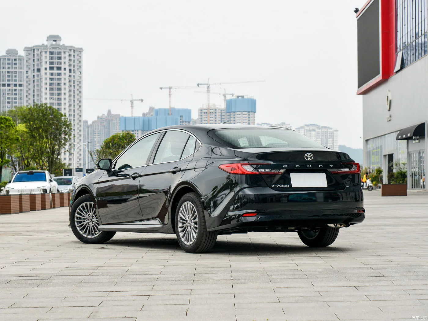 Для Toyota Camry 2024 двухмоторный 2.0HXS Sport PLUS Edition дешевые проверенные новые автомобили для продажи