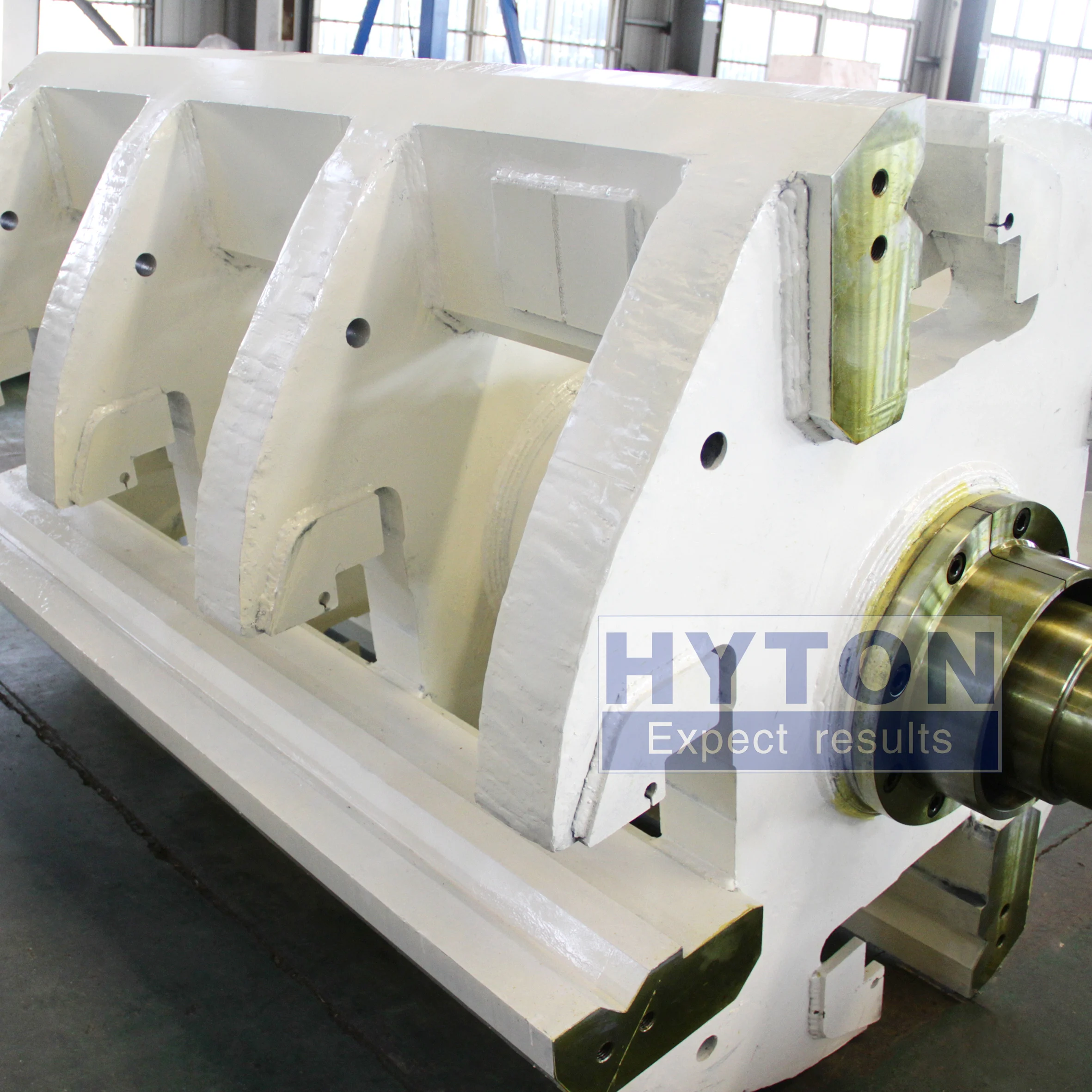 Apply NP1520 Np1213 Np1315 Impact Crusher Spare Parts Shaft Assembly HT-N91050062