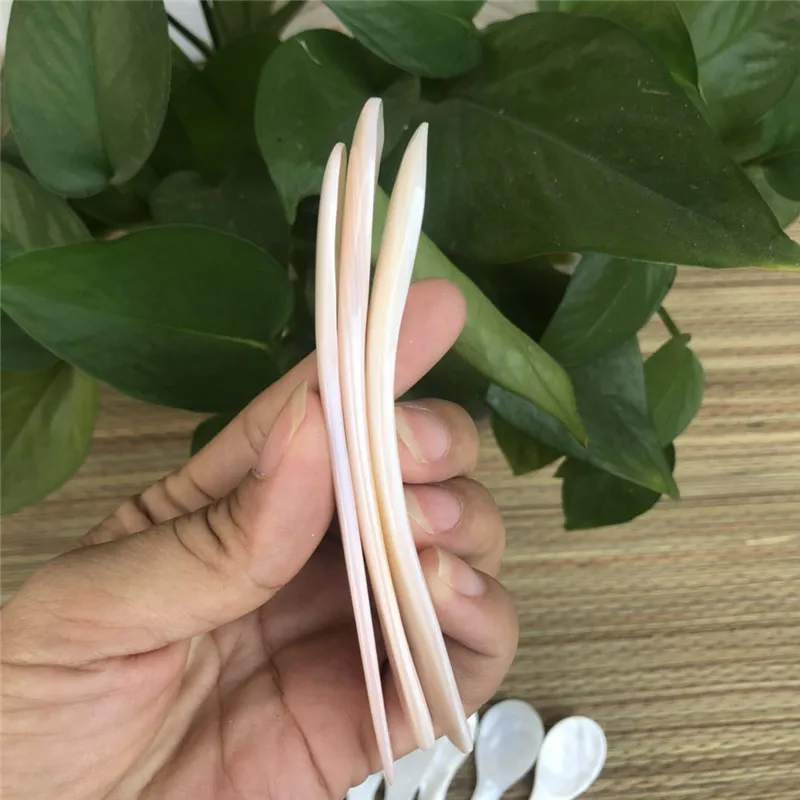 Wholesale Exquisite Nacre Mother Of Pearl Caviar Spoon For Fancy Dinner