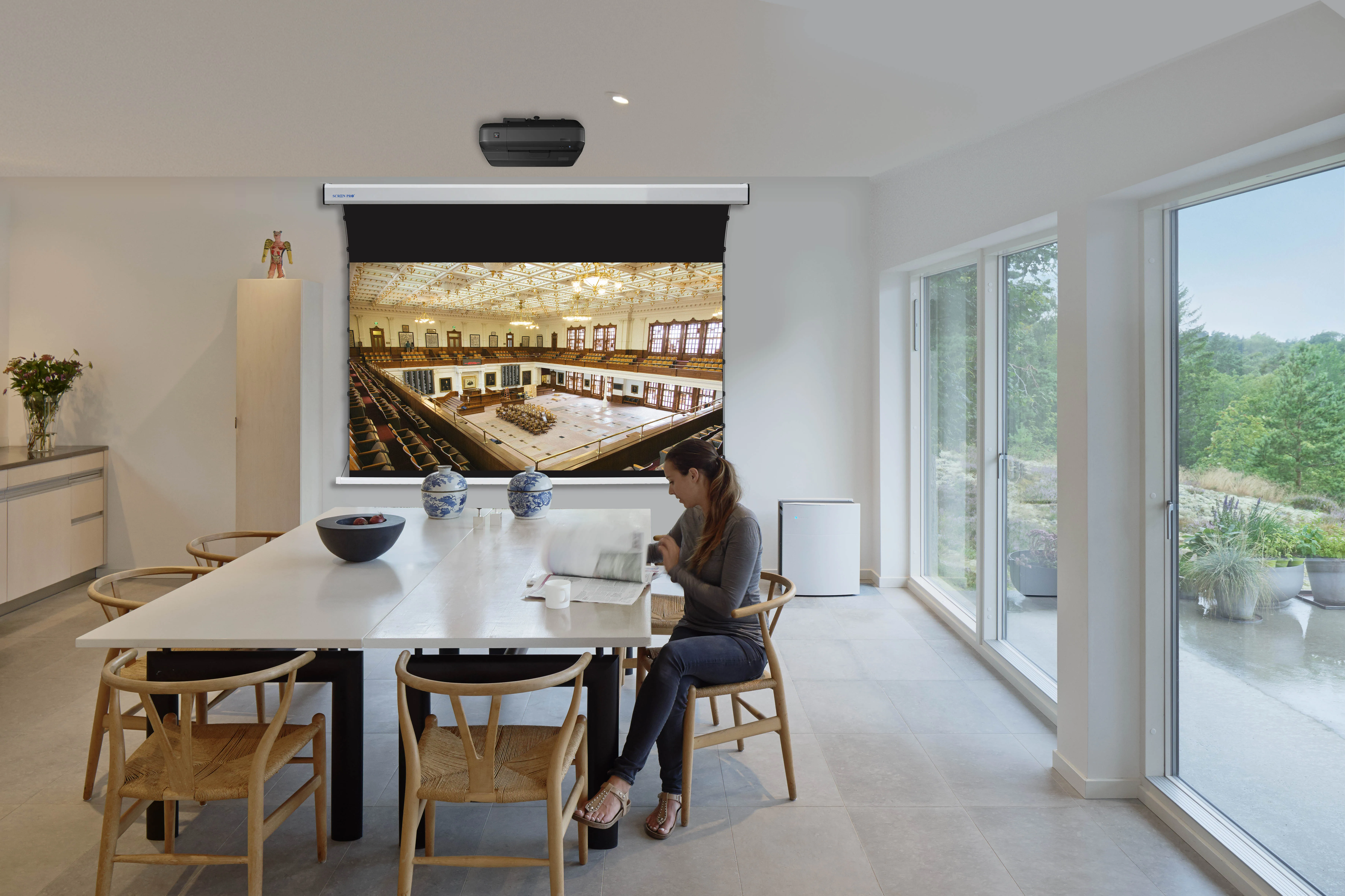 Best price 8K ALR screen 106 inch motorized projector screen ambient light rejecting projection screen for long throw projector