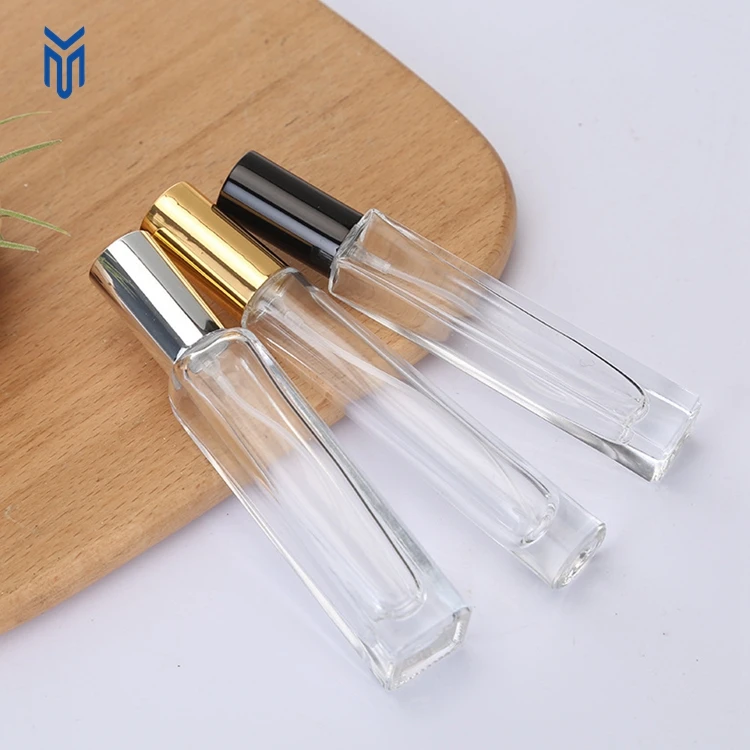 Empty 10 ml perfume glass bottle round essential oil Roll On Bottle Glass Spray Bottle with gold lid