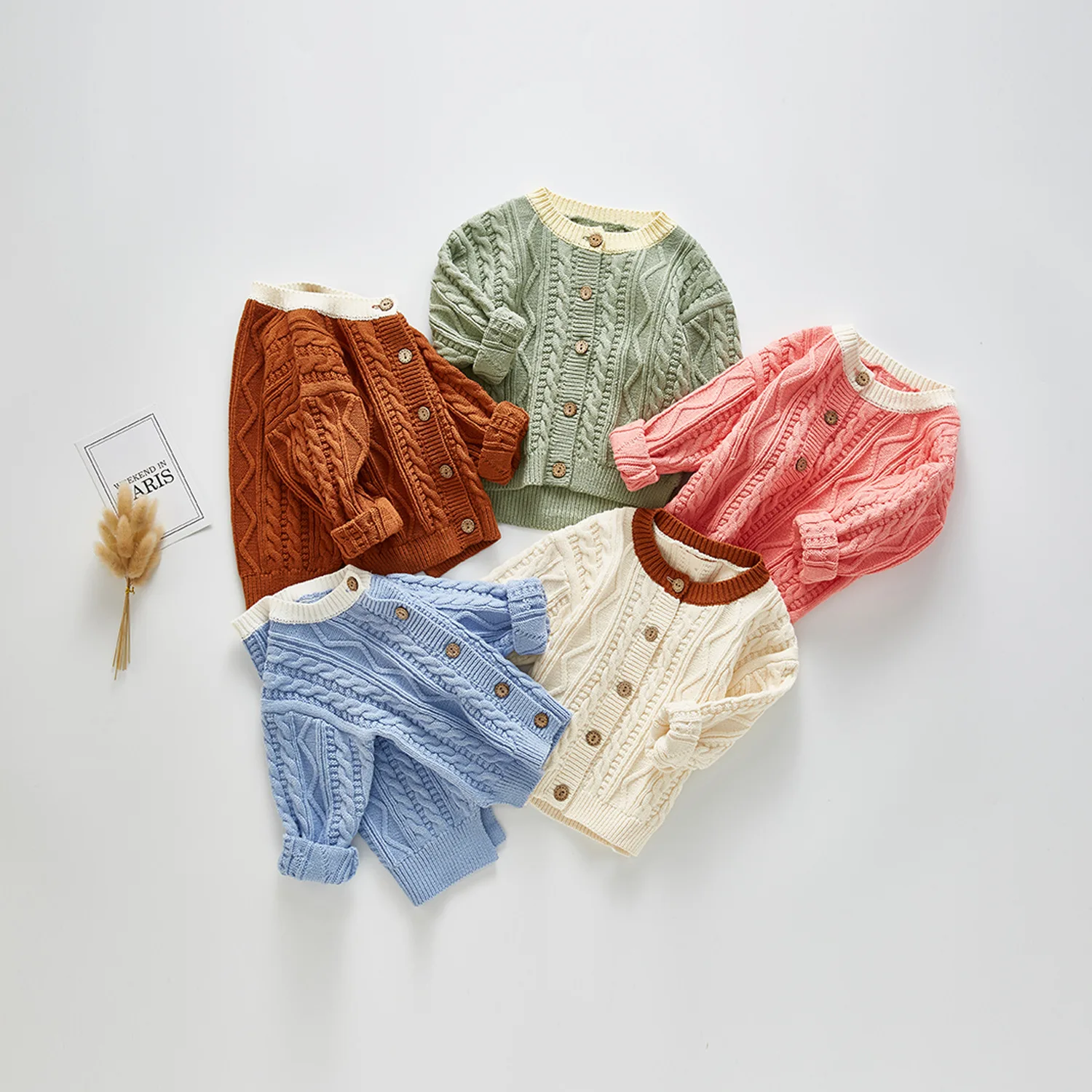 fashion knitted wholesale cardigan for baby girl with different color rim