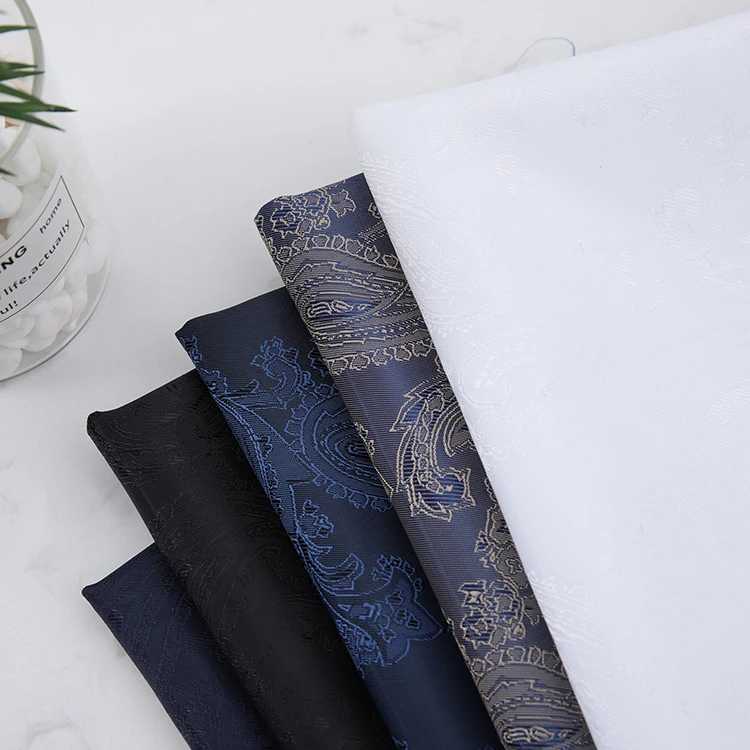 Chinese fabric supplier 100% polyester paisley metallic shiny jacquard fabric for garment factory