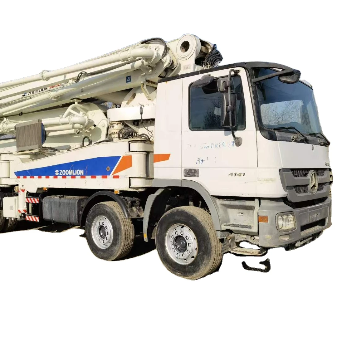 Used good condition 56m Zoomlion cement pump mixer truck boom pump truck for sale