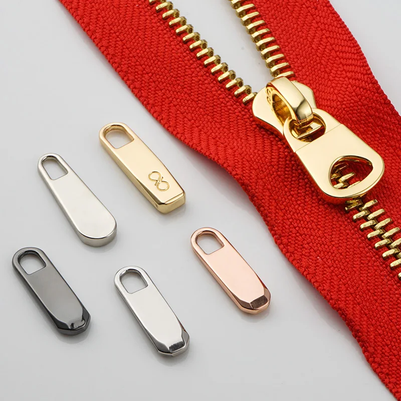 Fashion Design Custom Metal #3 5 Zipper Sliders Gold Zip Pull Luxury Custom Logo Metal Zipper Puller Bag Customized Zipper Pulls