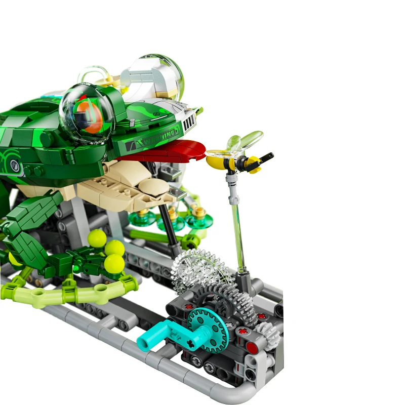 13058 Semi Mechanical Frog 898+pcs Building Blocks DIY Set with Display Stand ABS Plastic Puzzle Assembly Bricks Toys