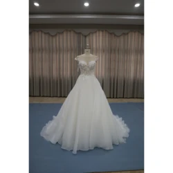 Factory Direct High-quality Sleeveless Bridal Girl Wedding Dress
