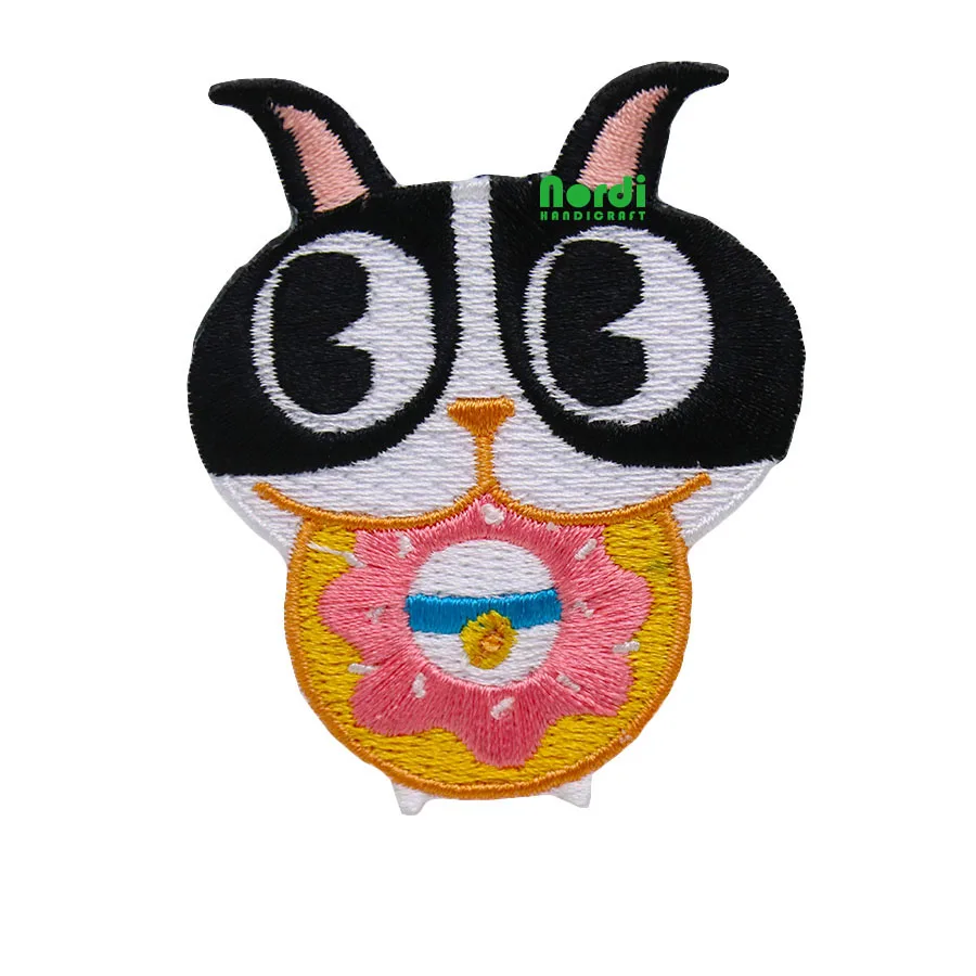 Cheap Price Custom Embroidery Patches Iron On Embroidered Badges For Hat