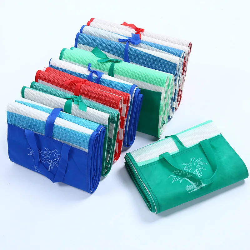 
Folded Outdoor Waterproof Padded PP Straw Beach Mat 