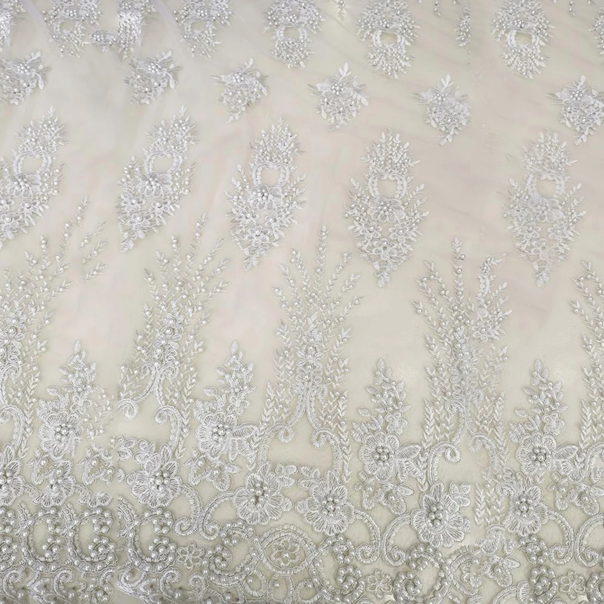 
Wholesale Embroidery Beaded White Guipure Bridal Lace Fabric For Wedding Gown Heavy Handwork Mesh Tulle Custom Clothing Textiles 
