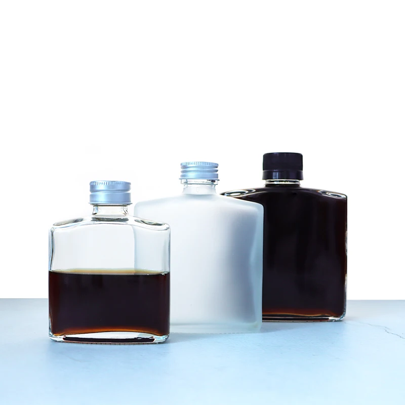 In stock 50ml 100ml 200ml 250ml  bevel shoulder flat  cold brew coffee bottle custom color black  flat glass drinking bottles