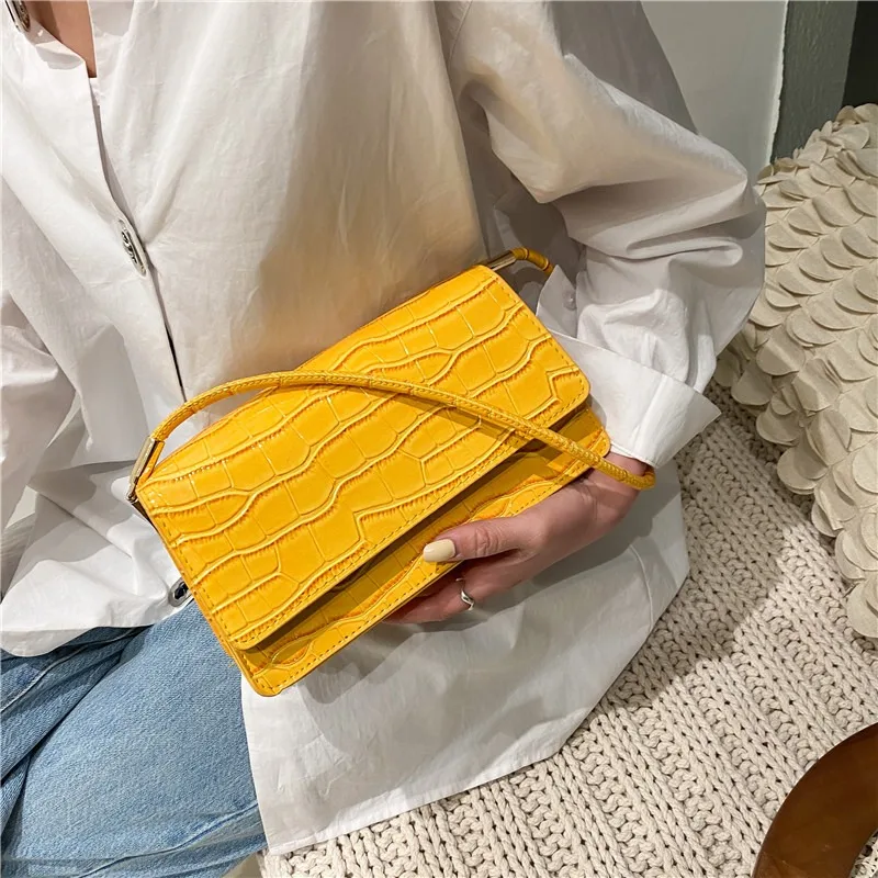 Hot Selling Product Designer Mini Ladies Fashion Handbags Summer 2022 Pu Handbags Boxycharm Glam Bag