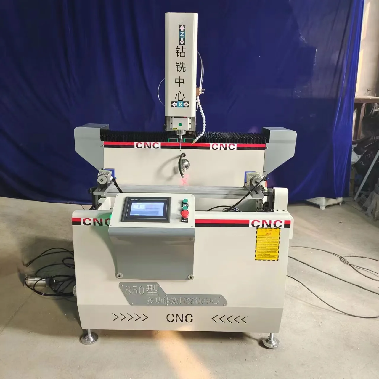 CNC алюминиевый профиль станок сверлильный и фрезерный центр для окон дверей