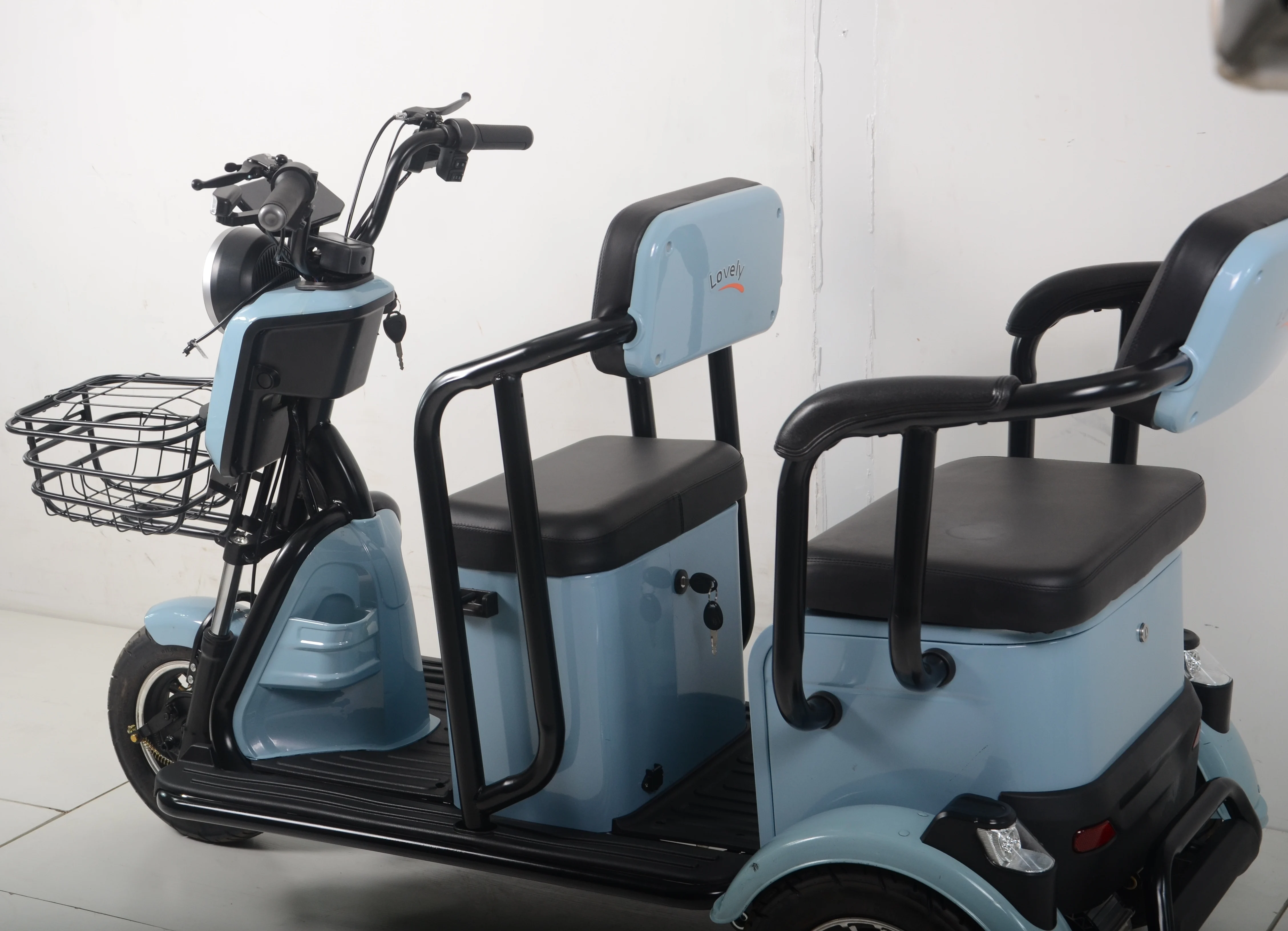 China Advanced Design Electric Tricycle Electric Scooter Manufacture Quality Passenger Electric Tricycle