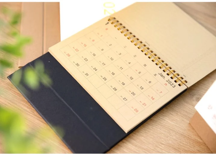 Custom design Desk Spiral Undated Calendar Planner Printing Table Stand Flip Paper Calendar 2024