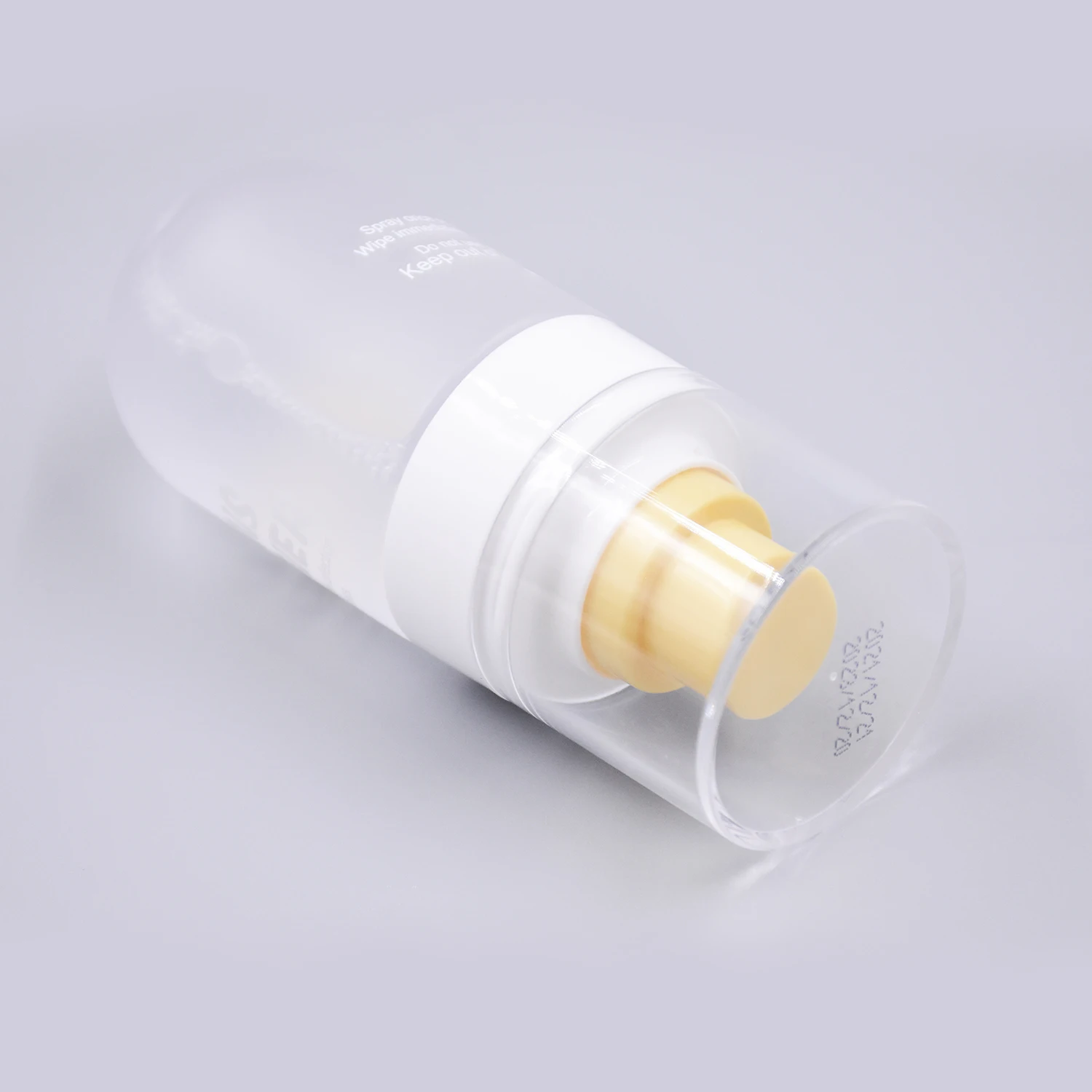 2022 NEW Portable Eyeglasses Spray camera glasses lens spray solution cleaner  with baby bottle design