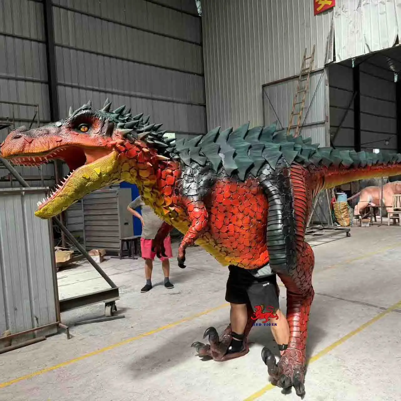 High Quality Realistic Walking Dinosaur Raptor Costume for Theme Park & Amusement Park