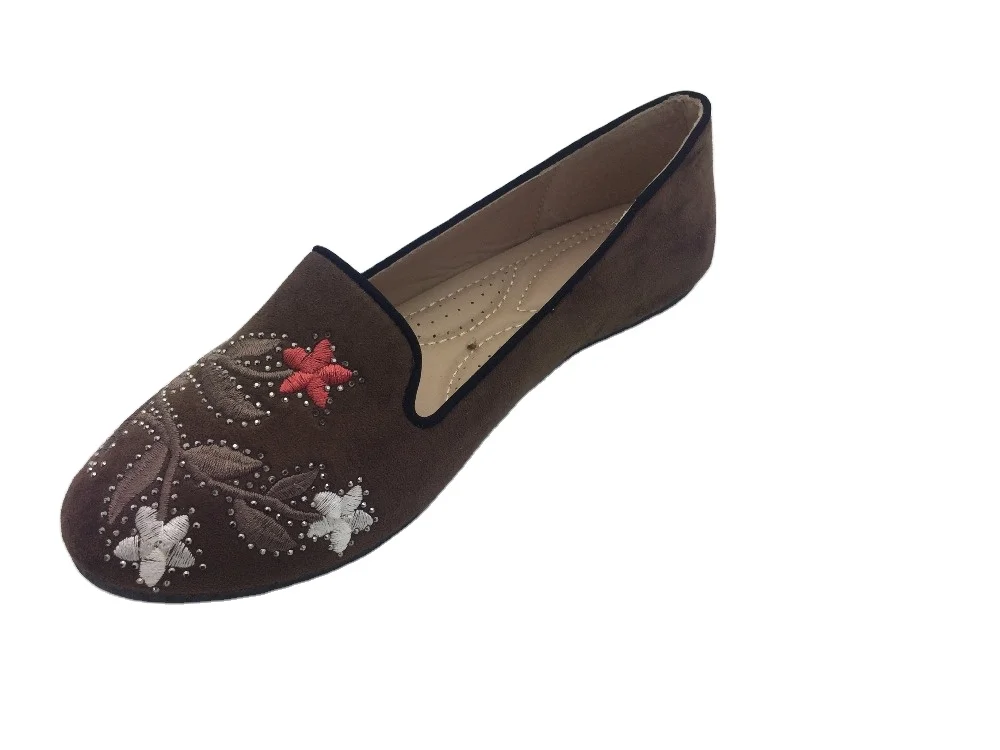 New Women Embroidering Shallow Mouch Tip Flat Boat Shoes