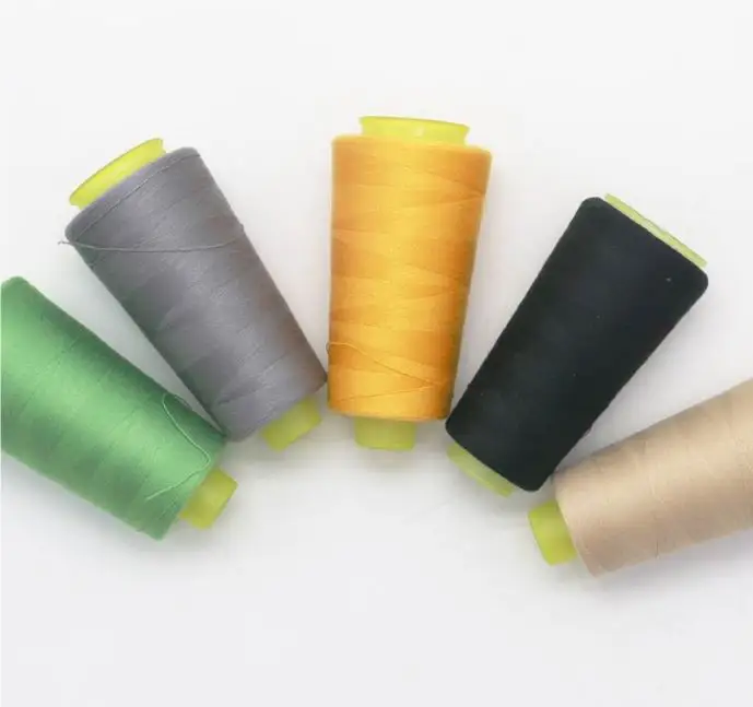 High Quality 8000 Yards 402 Large Roll Polyester Flat Sewing Thread Dyed Pattern PP Material High-Speed Machines Pagoda Thread