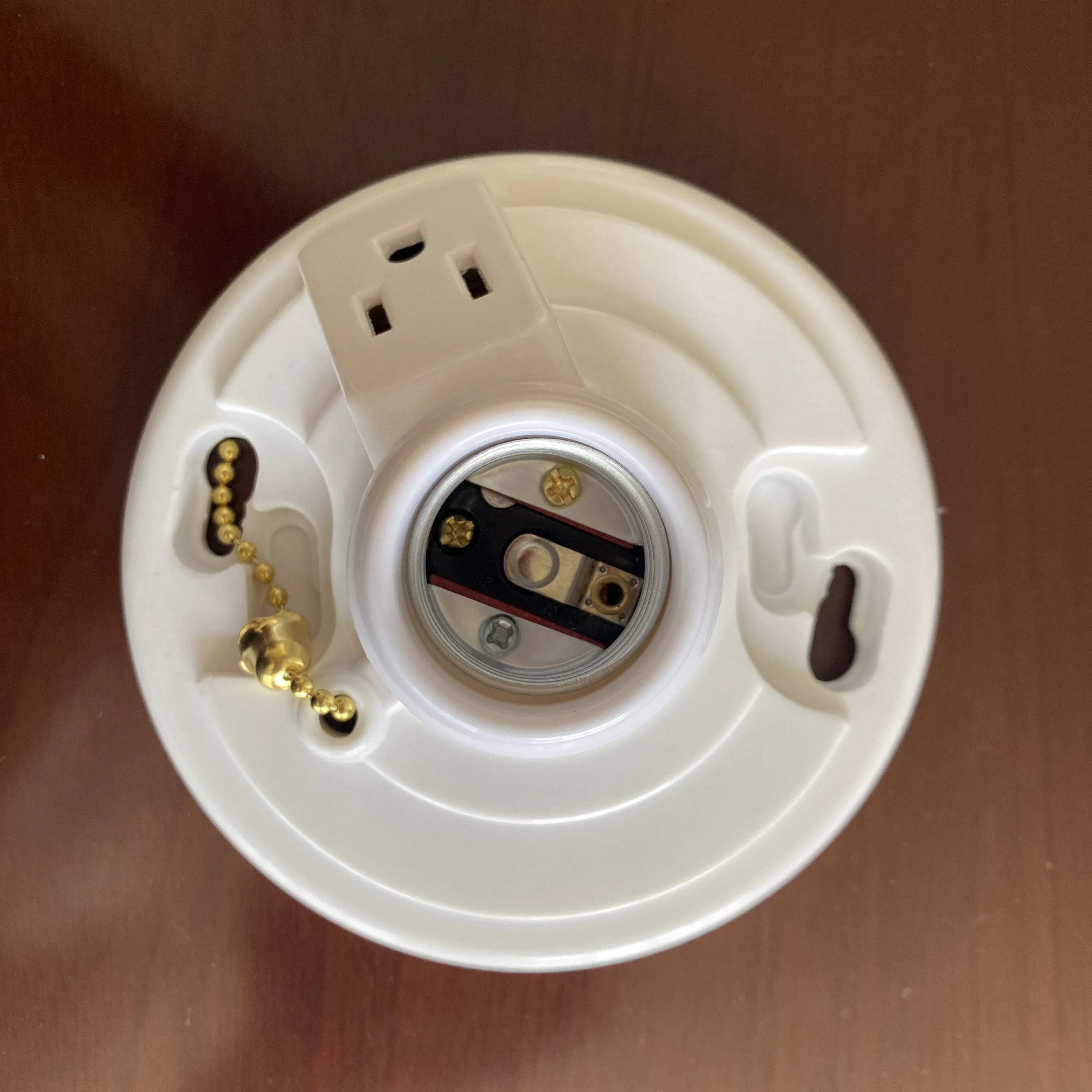 E26 American Standard Bakelite Lamp Holder with socket receptacle pullchain