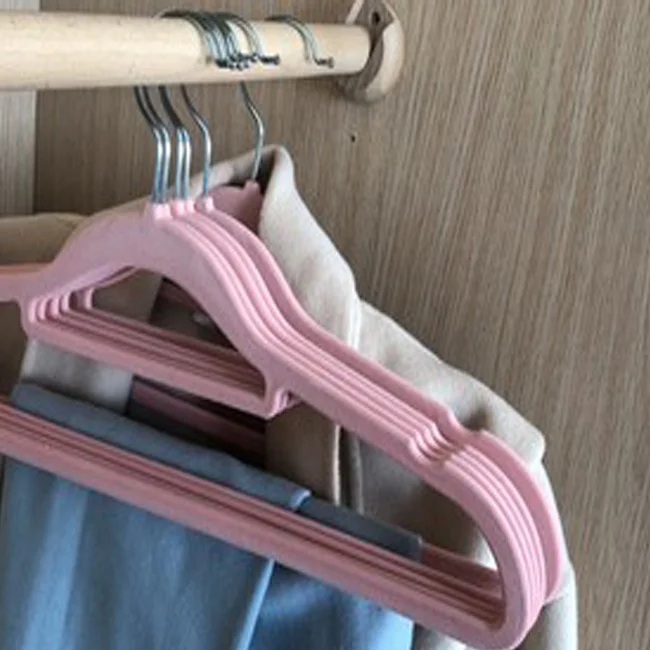 Factory Wholesale Flocked Household Items Non-slip with Metal Hook for Home Storage & Organization Velvet Hangers Clothes Hanger