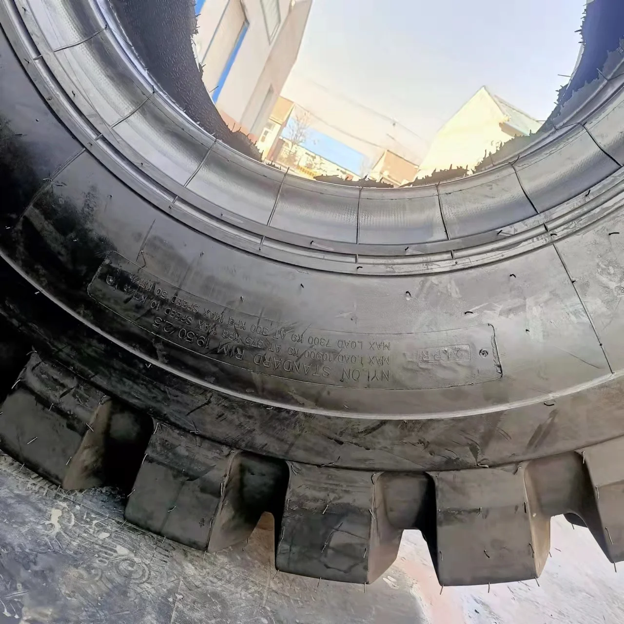 23.5-25 26.5-25 29.5-25 23.5X25 20.5X25 17.5X25 BIAS OTR LOADER TIRE