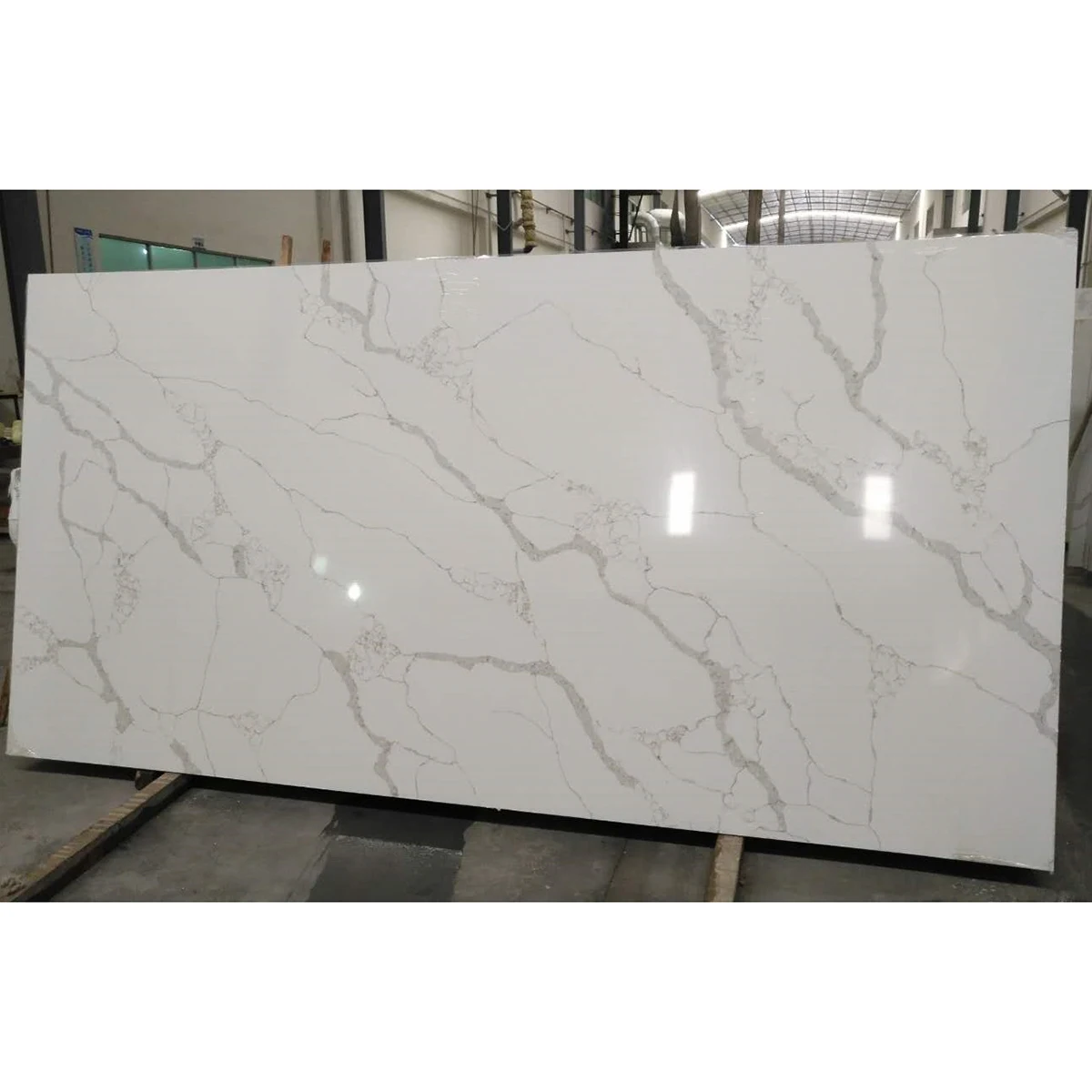 ZGSTONE Free Sample Calacatta Veins White Quartz Stone Slabs For Kitchen Countertops,  Bathroom Vanity Tops