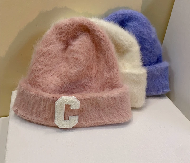 Плюшевая Шапка-бини, модная пушистая Длинная зимняя шапка из кроличьего меха, Женская плюшевая шапка с буквенным носком, вязаная теплая Шапка-бини
