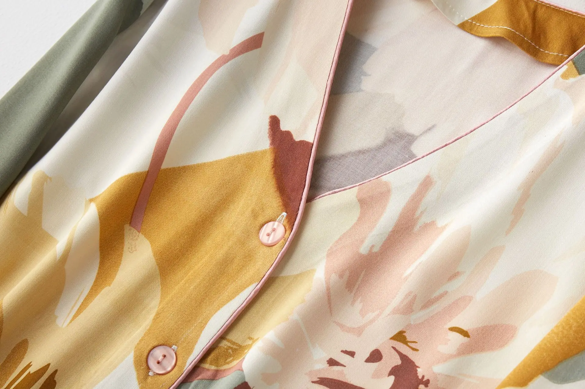 Custom Logo  2pcs loose sexy home wear 100% pure silk floral sleepwear long pajamas