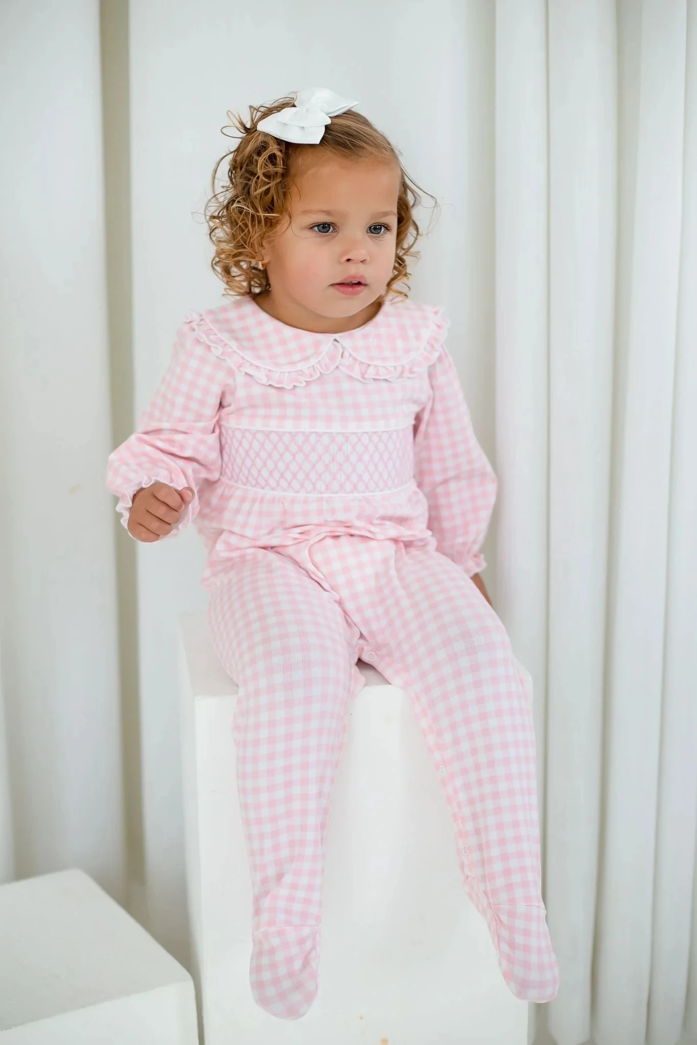 Custom Cotton Gingham Dreams Smocked Baby Pajamas Bubble Footie Ruffle Long Sleeve Toddler Onesie Bodysuit Baby Girl Romper