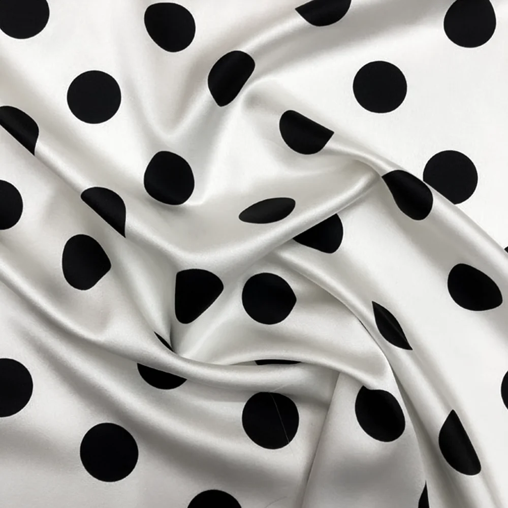 New Arrival 100% Mublerry Silk Organic Fabric 22MM Modern Polka Dot Pattern Silk Printed Fabric For Dressmaking Sewing DIY