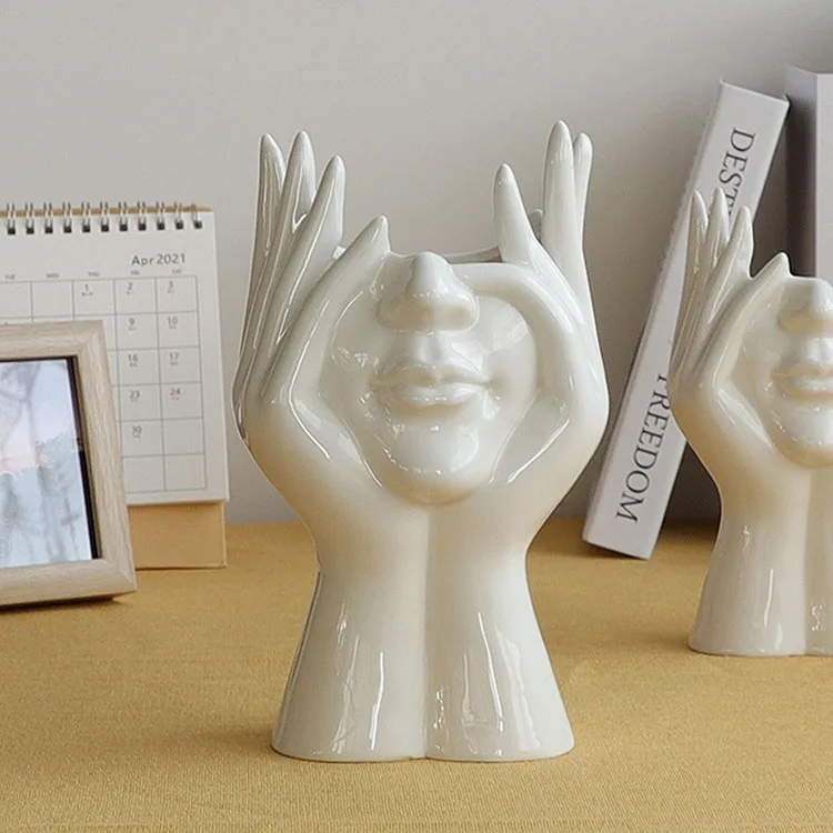 Hot Selling Ceramic Face Shape Vase Flower Decorative Vase For Home Room Table Decor