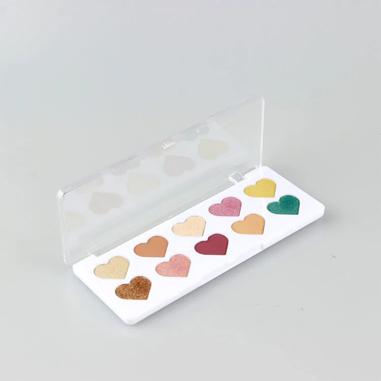 Highly Pigmented Mix of Finishes from Matte & Satin to Shimmery & Metallic Heart Shape Eyeshadow Palette