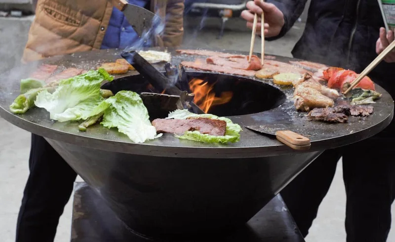 Outdoor corten steel gas fire pit with bbq grills for backyard