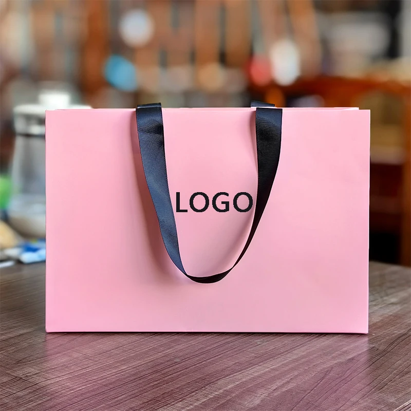 Customized Embossed Logo Quality Packaging Gift Women Paper Shopping Cosmetic Bag Wholesale Fashion Small Bags With Handles