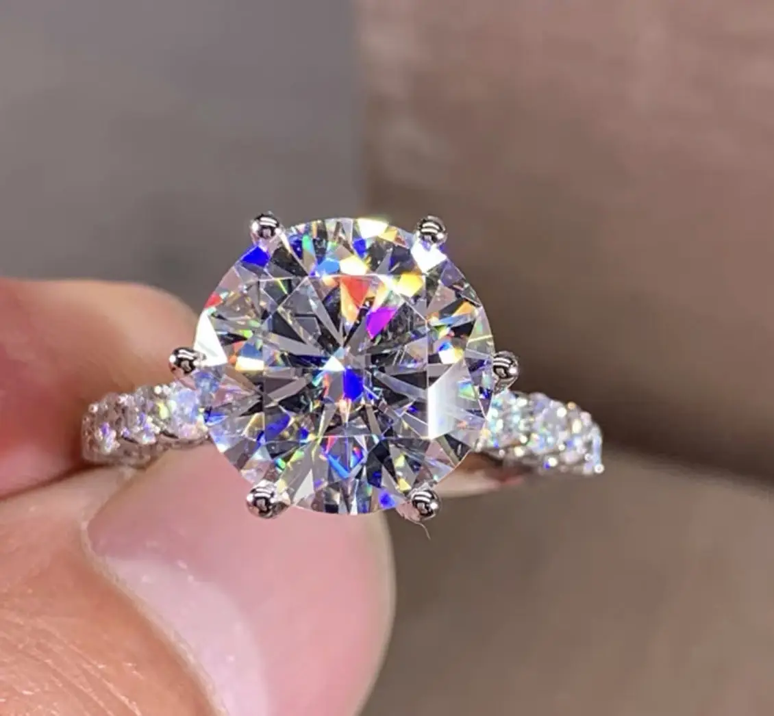 Luxury Big Natural Diamond Band With Central Moissanite Stone In 4CT VVS D Color For Wedding Ring