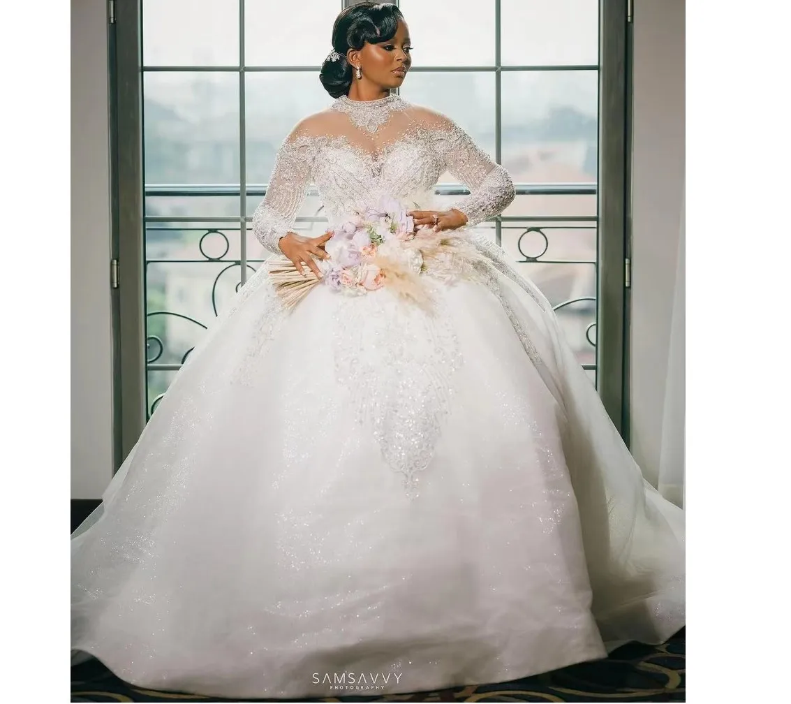 China factory  long sleeve luxury wedding dress 2025 plus size beaded wedding dresses guest custom size wedding dress for bride
