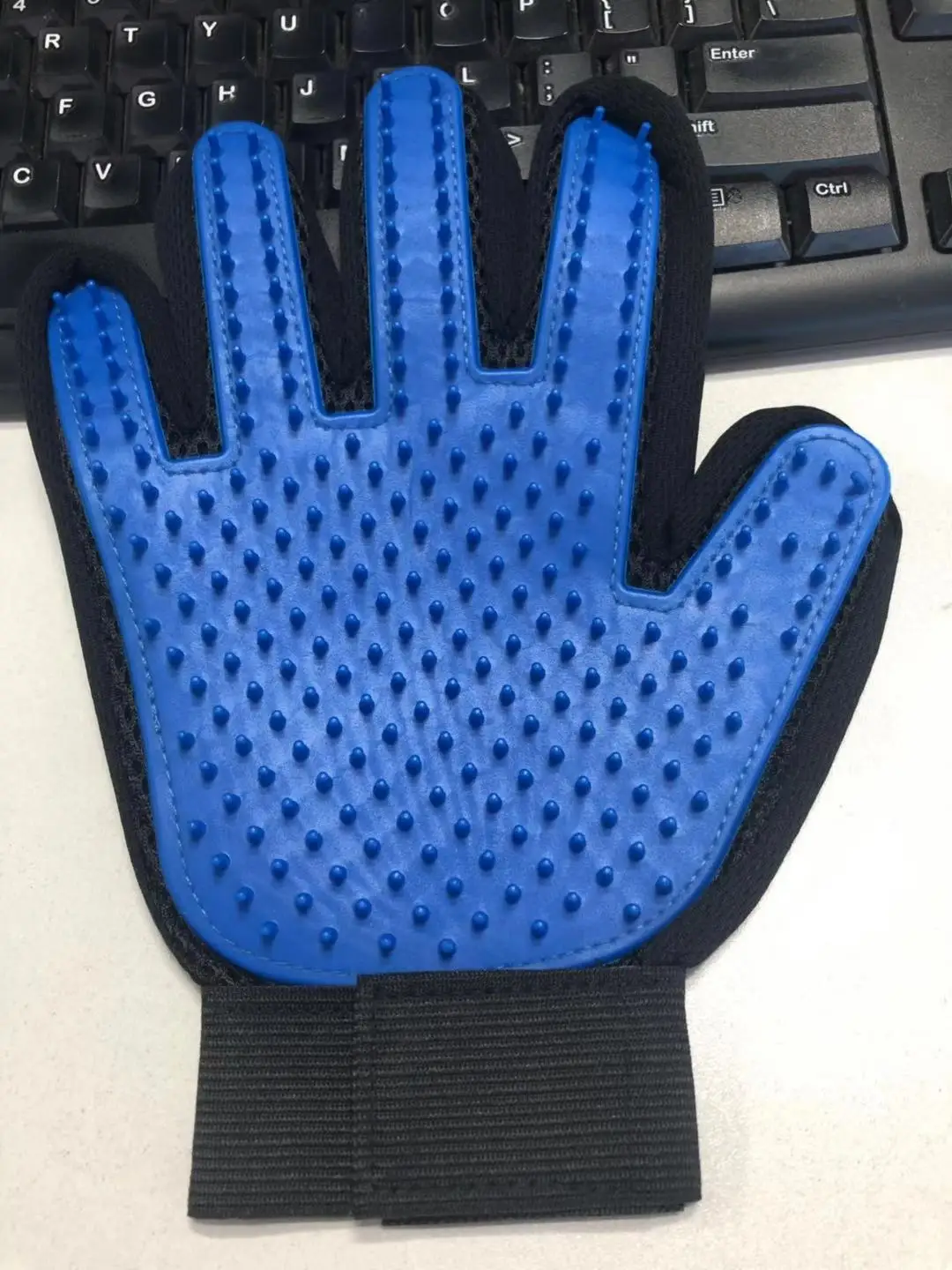 
Private label logo pet grooming bathing tool dog five finger deshedding dog brush 