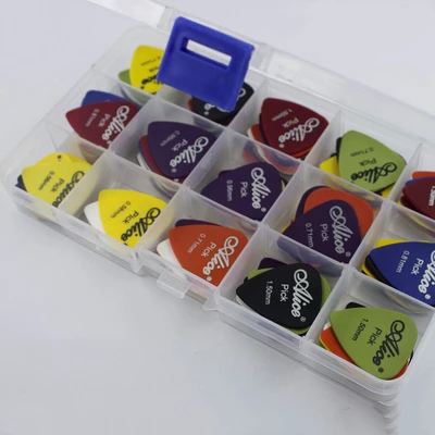 Factory Wholesale Alice 24pcs/box packaging guitar picks mixed thickness custom guitar picks
