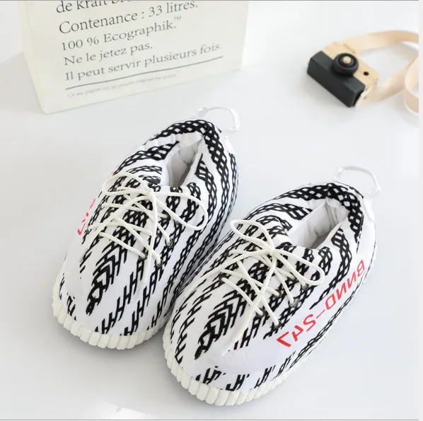 Новинка 2020 зимние теплые удобные мягкие плюшевые домашние тапочки Yeezy для мужчин и женщин черные красные белые забавные