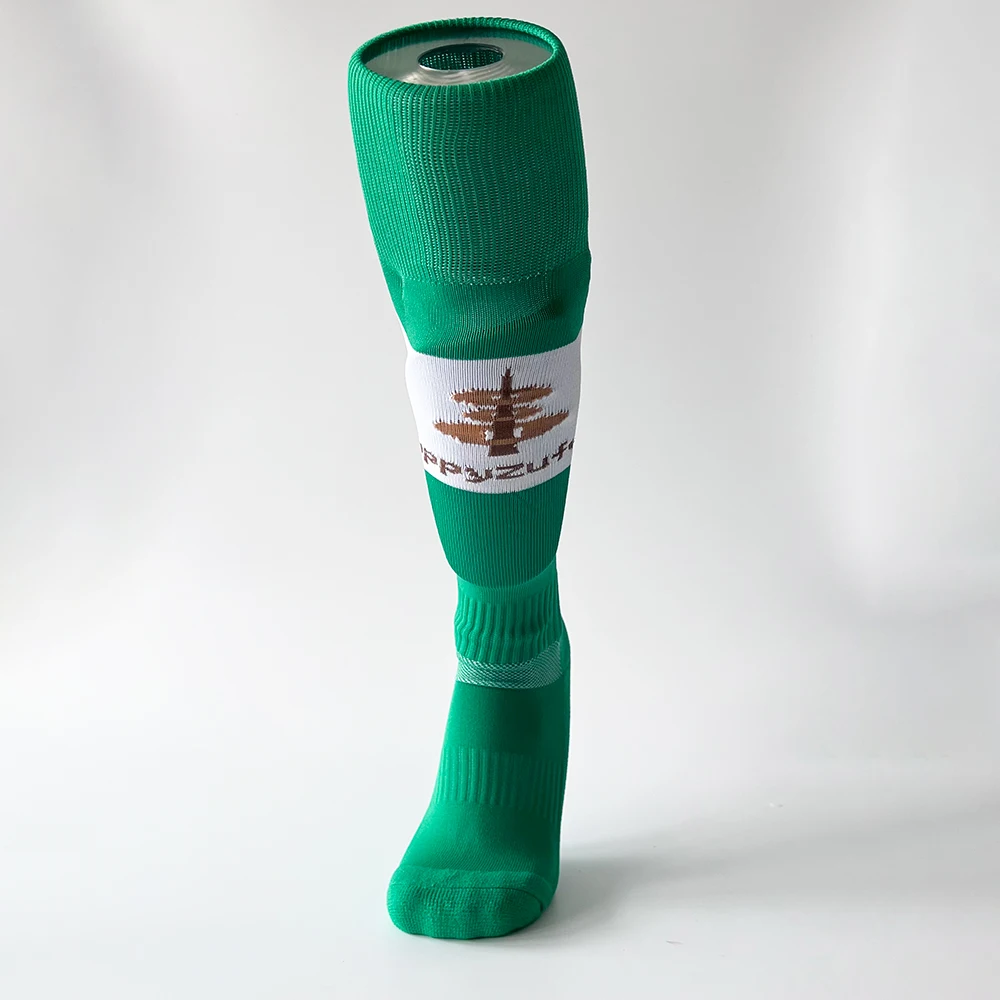 Happyzufeng Custom long knee high strip football soccer sport pocket socks with shin guard