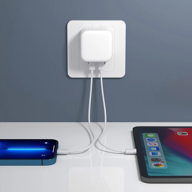 New product 2022 US EU UK AU Universal PD 40W double usb type c fast charging usb wall charger For phone 13 travel charger