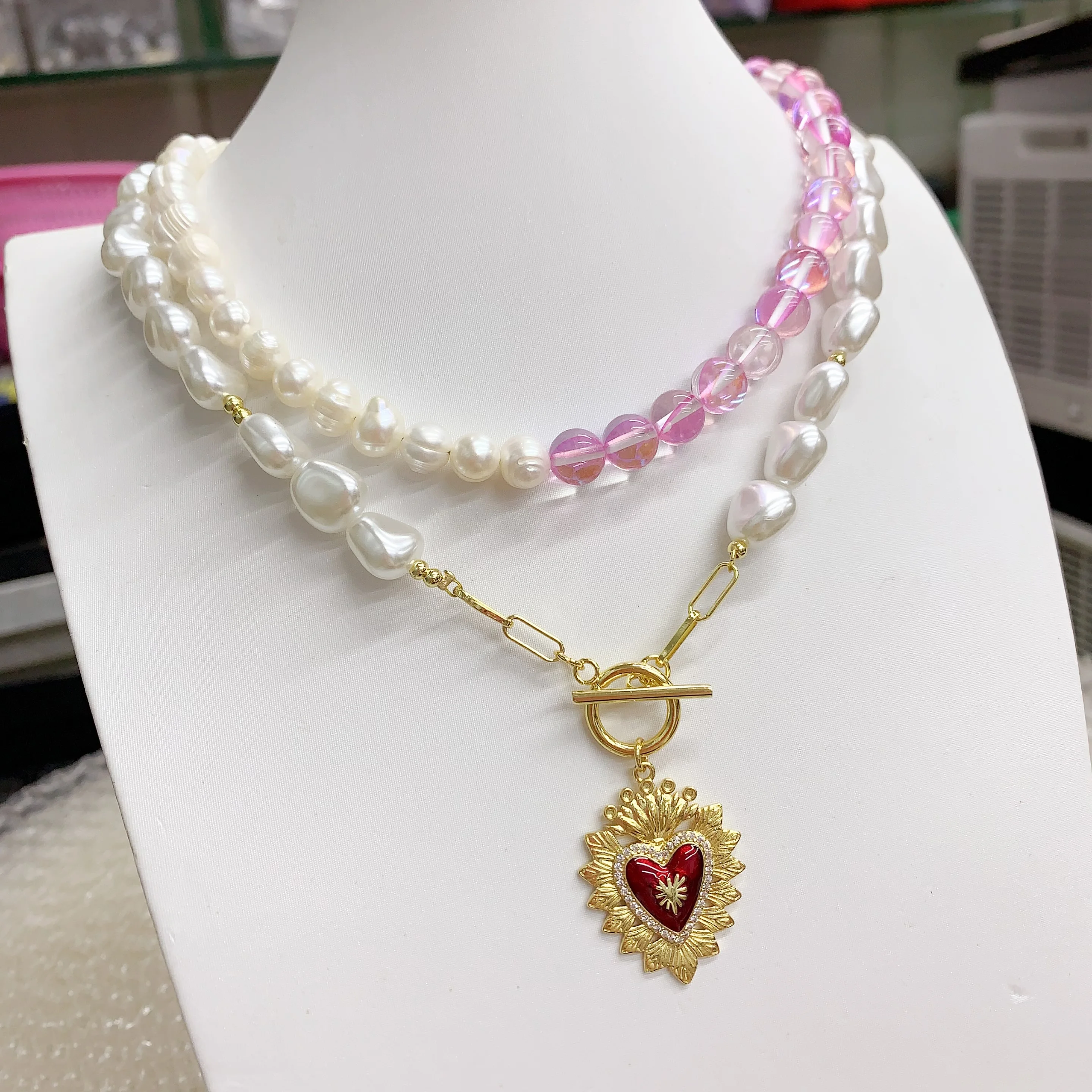 LS-L3298 Beautiful freshwater pearl necklace for women pink beads necklaces red enamel sacred heart necklaces