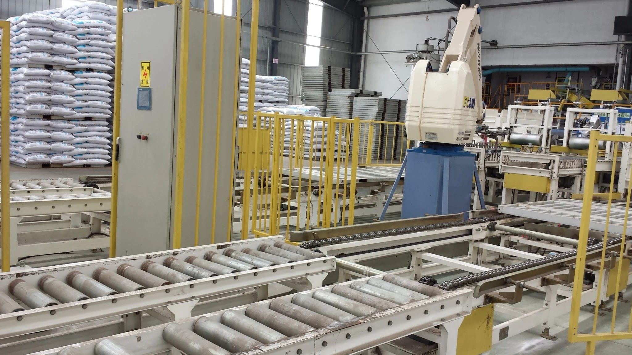 3-6 Ton Per Hour Auto Ring Die Pellet Feed Production Line For Chicken Farms