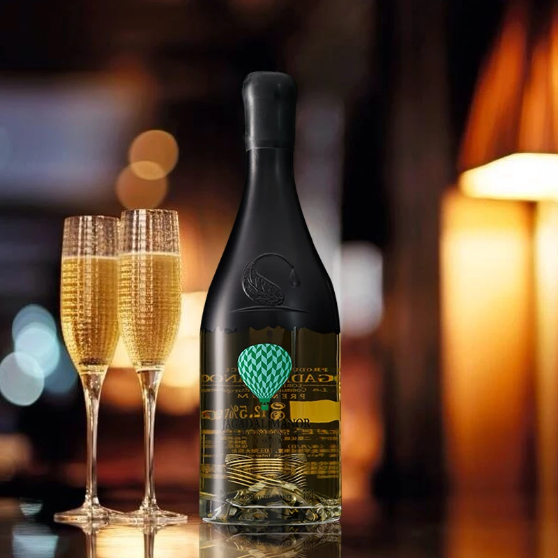 Factory Price Premium 12.50% 750ml Cheap Price Chinese Dry White Wine