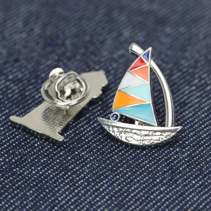 wholesale stock nordic style custom dripping oil Sailboat rudder metal lapel badge brooch pins with clasp cluth