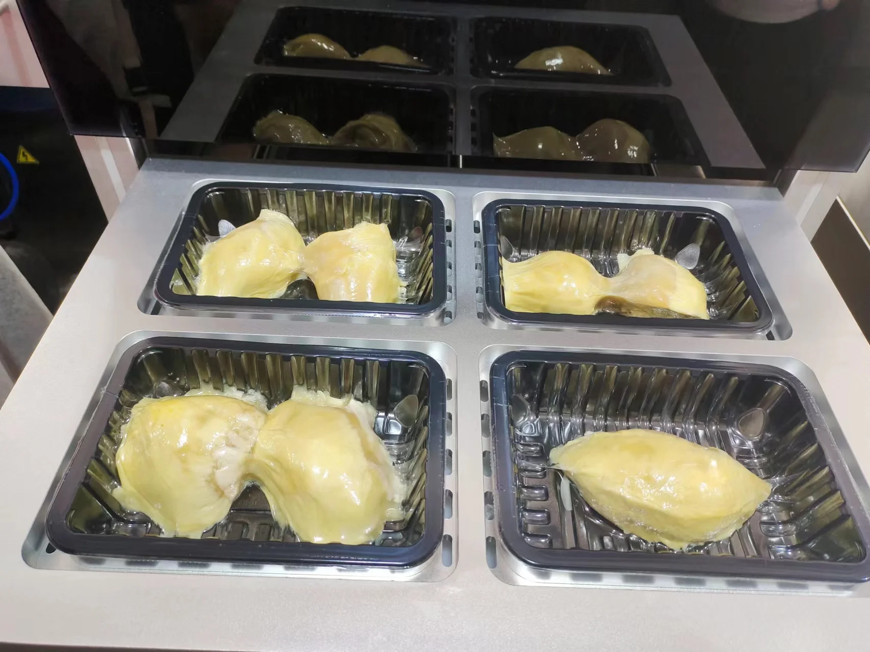 Tray Nitrogen MAP Gas Professional fresh fruit vacuum tray package durian skin vacuum packing  sealing machine