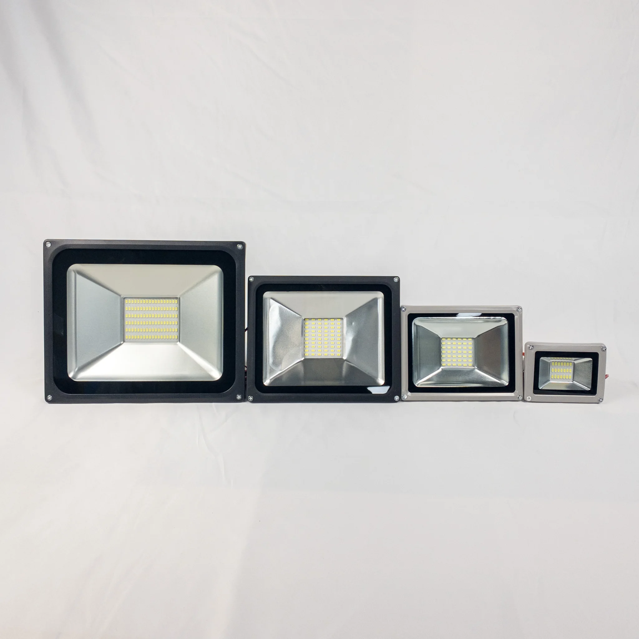 Новый Высокий световой поток 10 Вт 20 30 50 светодиодные прожекторы портативное пристегивающееся лампа прожектор для промышленного склада домашнего